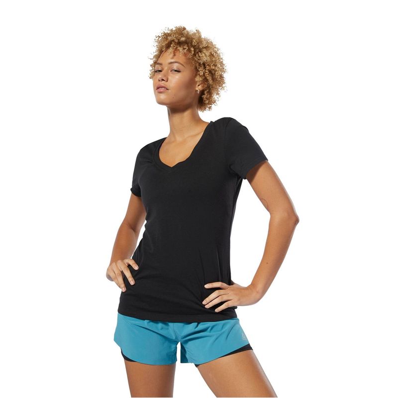 Reebok Womens Solid Basic TShirt Sam